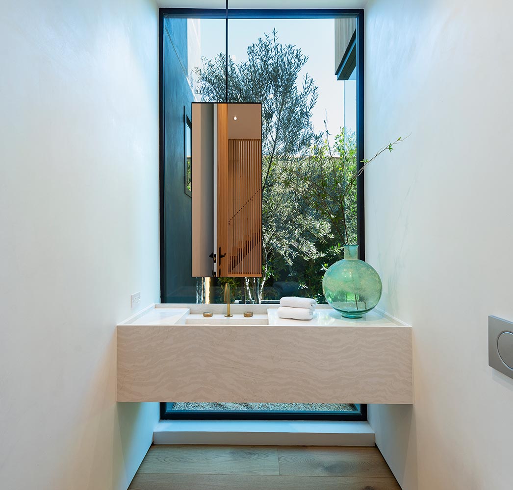 Gallery 12